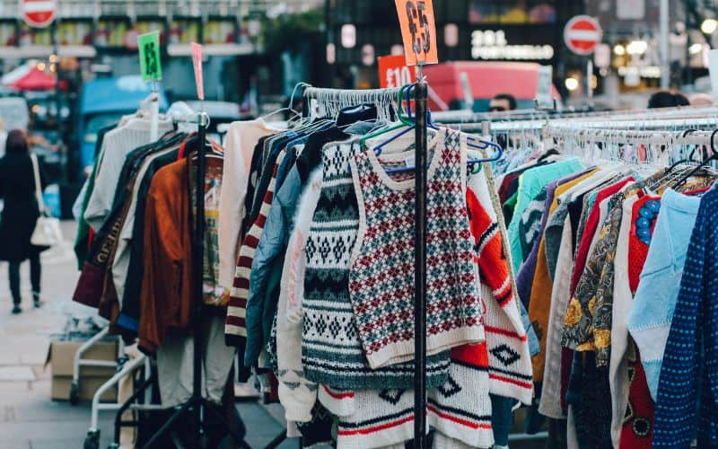 Places to Sell Clothes for Cash in the UK_Local Second Hand Stores