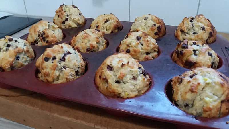 Easy banana chocolate chip muffins using oil not butter