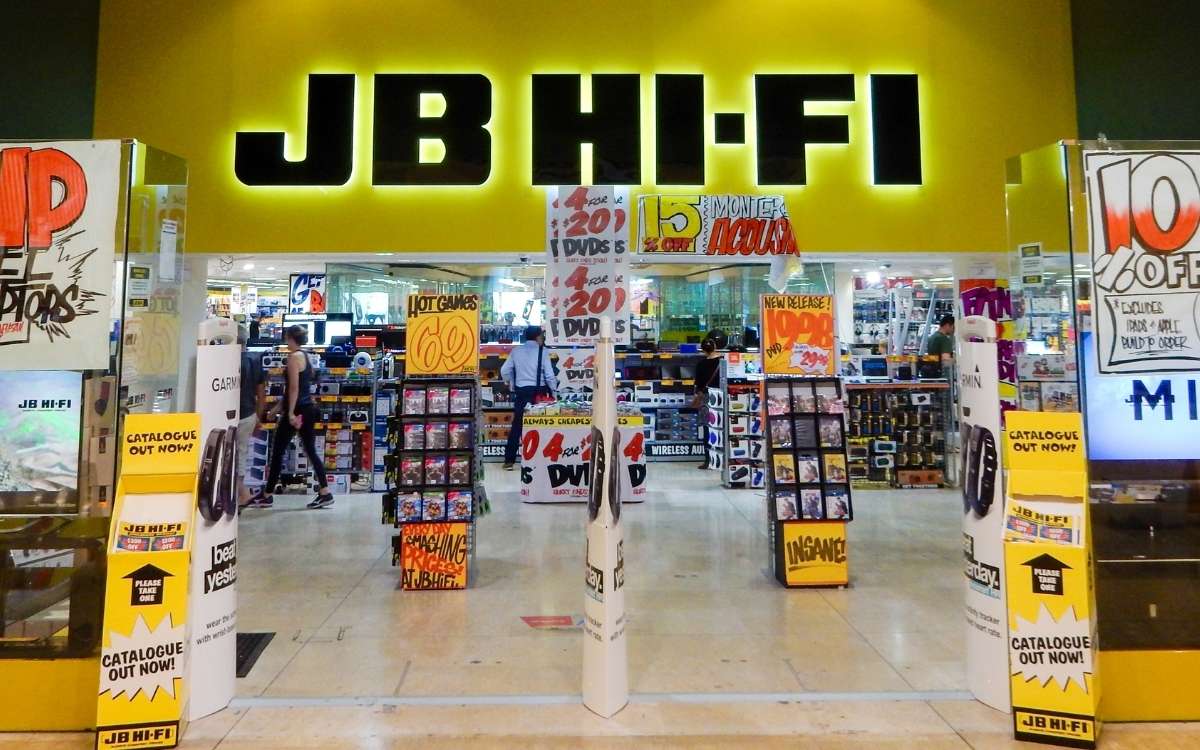 Photo of a supermarket with the name NB Hi Fi