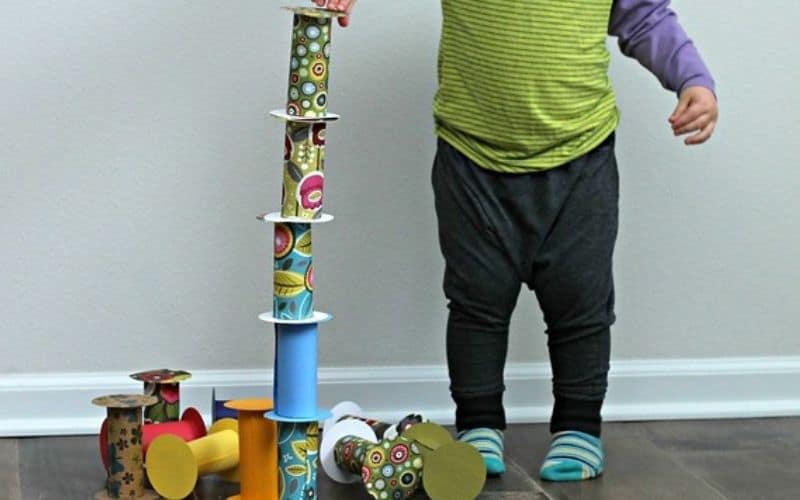 Rainy Day Activities Your Kids Will Love Content Image_Toilet Paper Roll Building Blocks