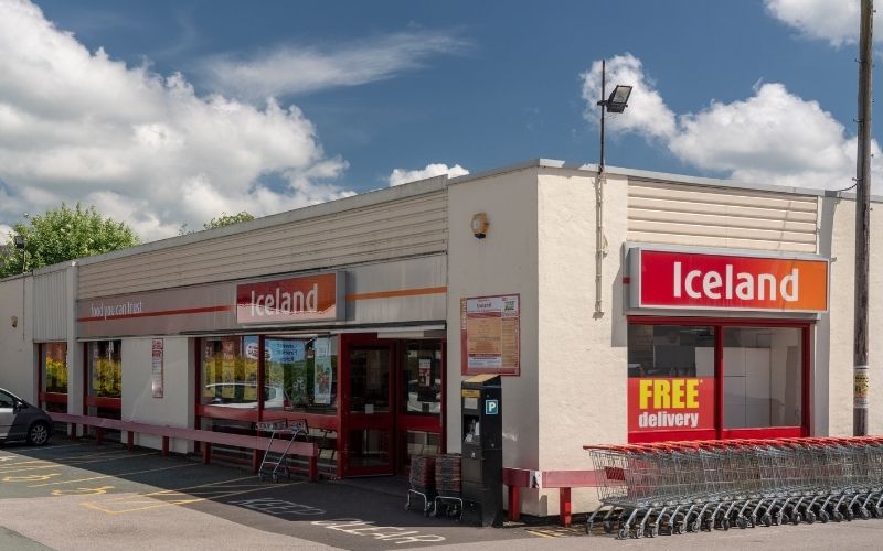 Photo of the front of Iceland, Oswestry Shropshire, England