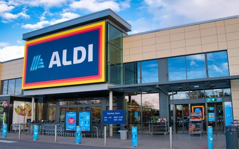 Photo of front of Aldi in Wirral, UK